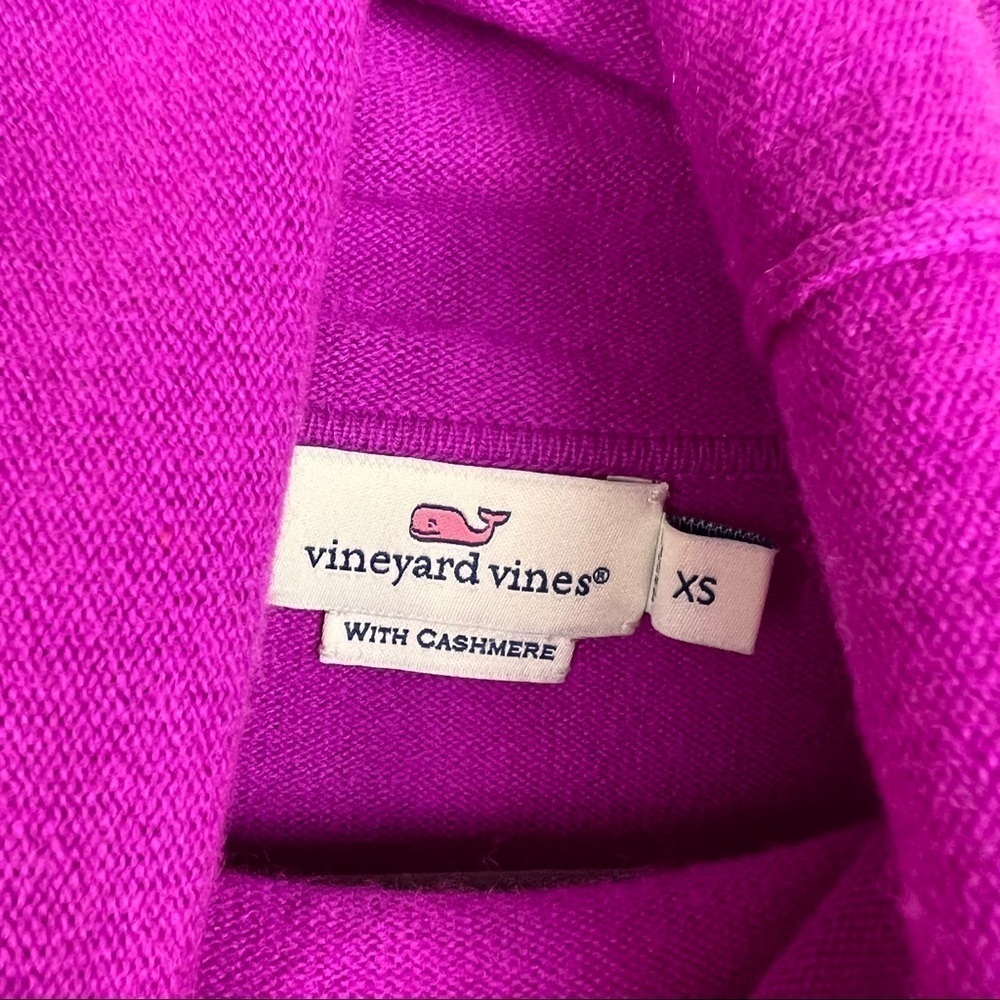 Vineyard Vines Roll Neck Pocket Sweater - Picture 7 of 7